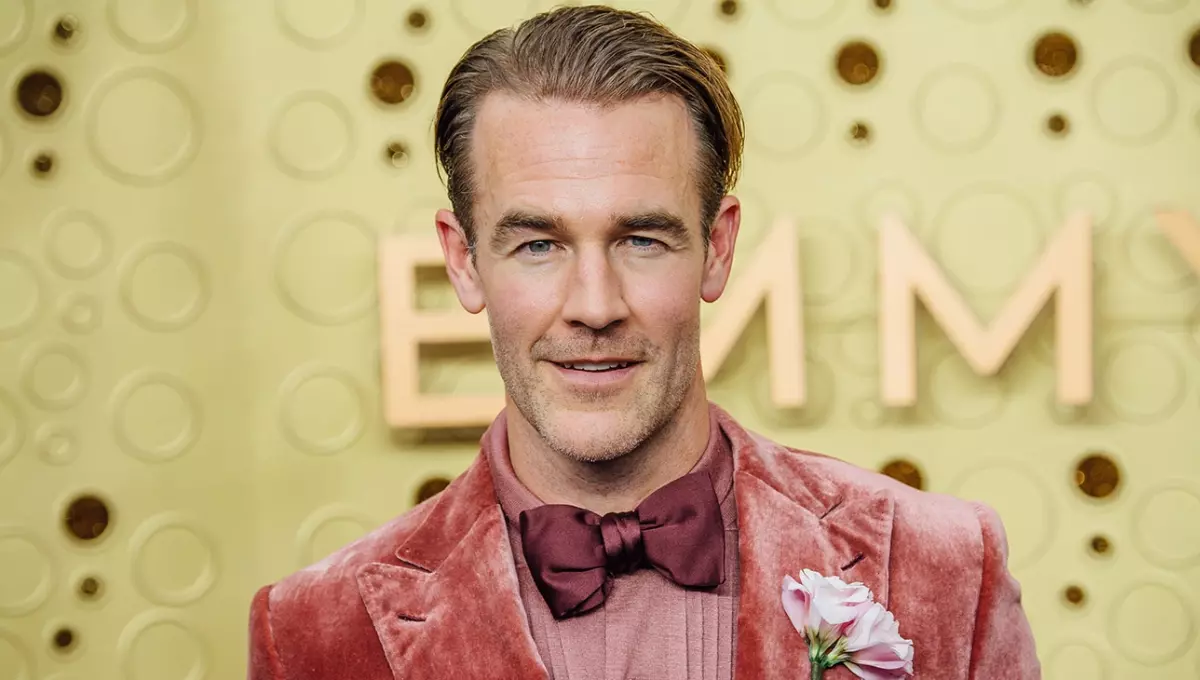 Biography of James Van Der Beek