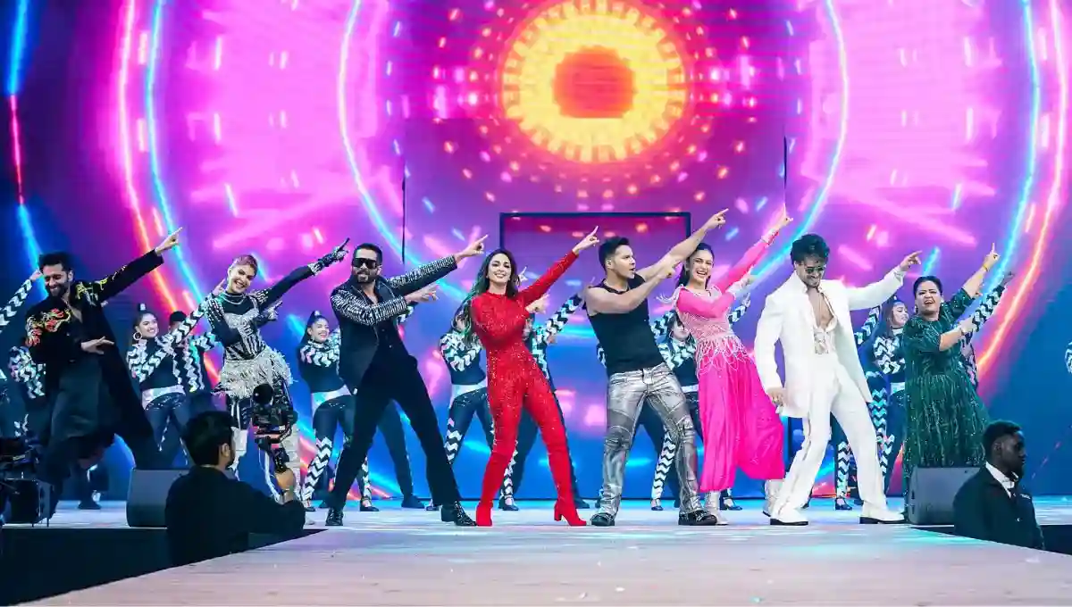 Varun Dhawan, Tiger Shroff, Kiara Advani performed in Doha